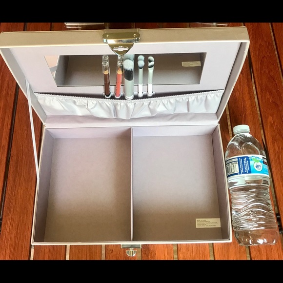 Ulta Be Beautiful Makeup Collection Case Box Set - Picture 6 of 12